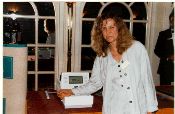 Diasensor 1000 TM while presentation by Diasense UK in August 1995